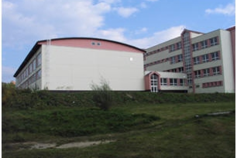 2007 / Dostavba telocvične a zateplenie ZŠ v Prešove